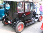 19 Ford Model T Center Door Sedan