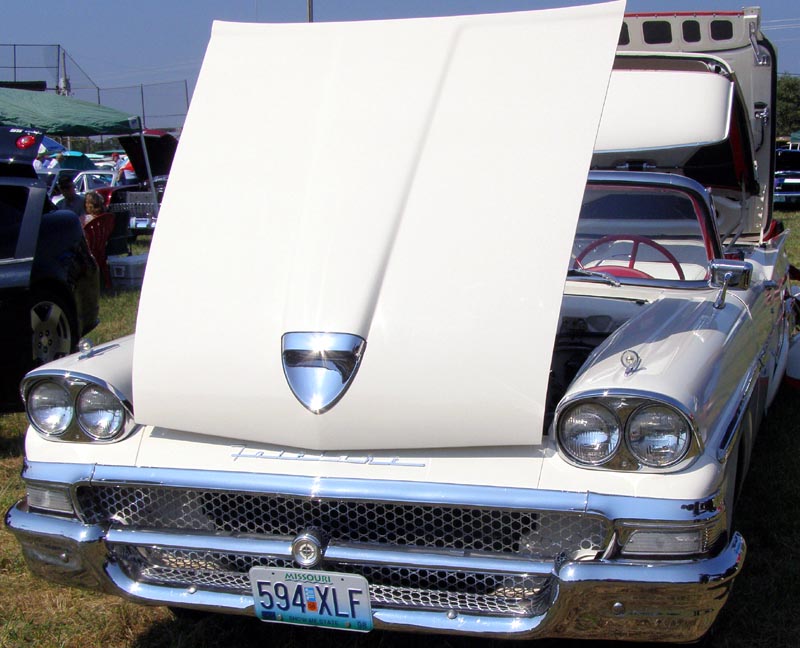 58 Ford Retractable Detail
